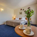 Grata By Centrum 3*