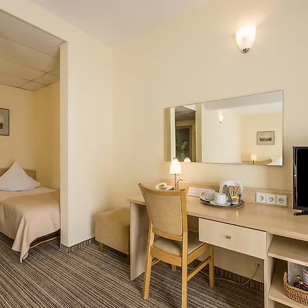 Grata By Centrum Hotel 3*
