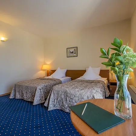 Grata By Centrum Hotel 3*