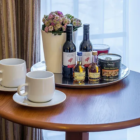 Grata By Centrum Hotel 3*