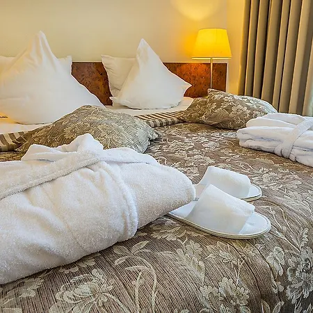 Hotel Grata By Centrum 3*