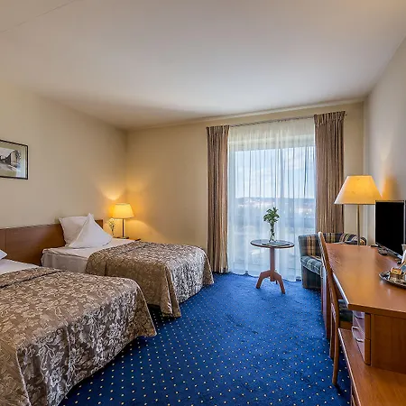 Grata By Centrum 3*