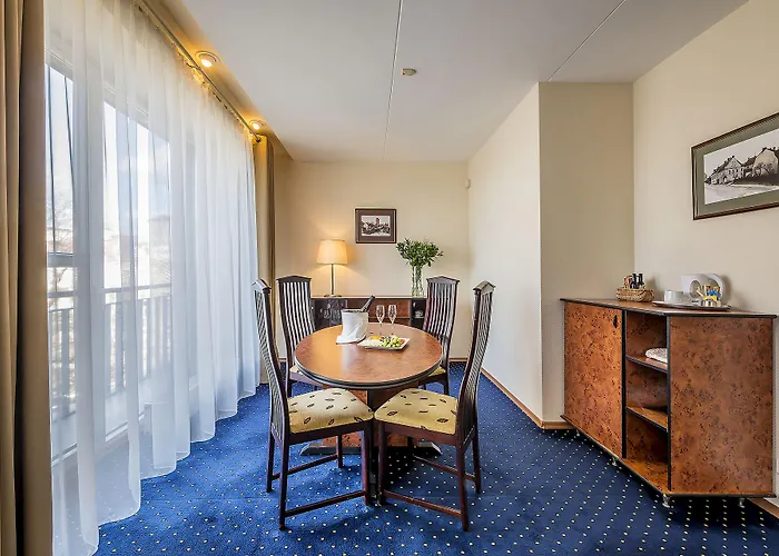 Grata By Centrum Hotell 3*